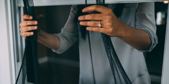 Flexscreenimage25c9b0ce-03cf-4b4d-926d-9c33881f191c flexscreen window screens